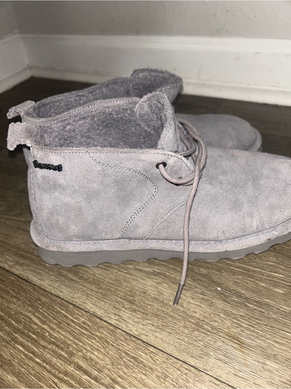 Bear paw Lace-Up Ankle Boots in Light Grey
